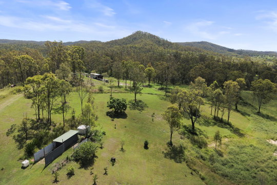 20 Morris Road, Wonbah  QLD  4671