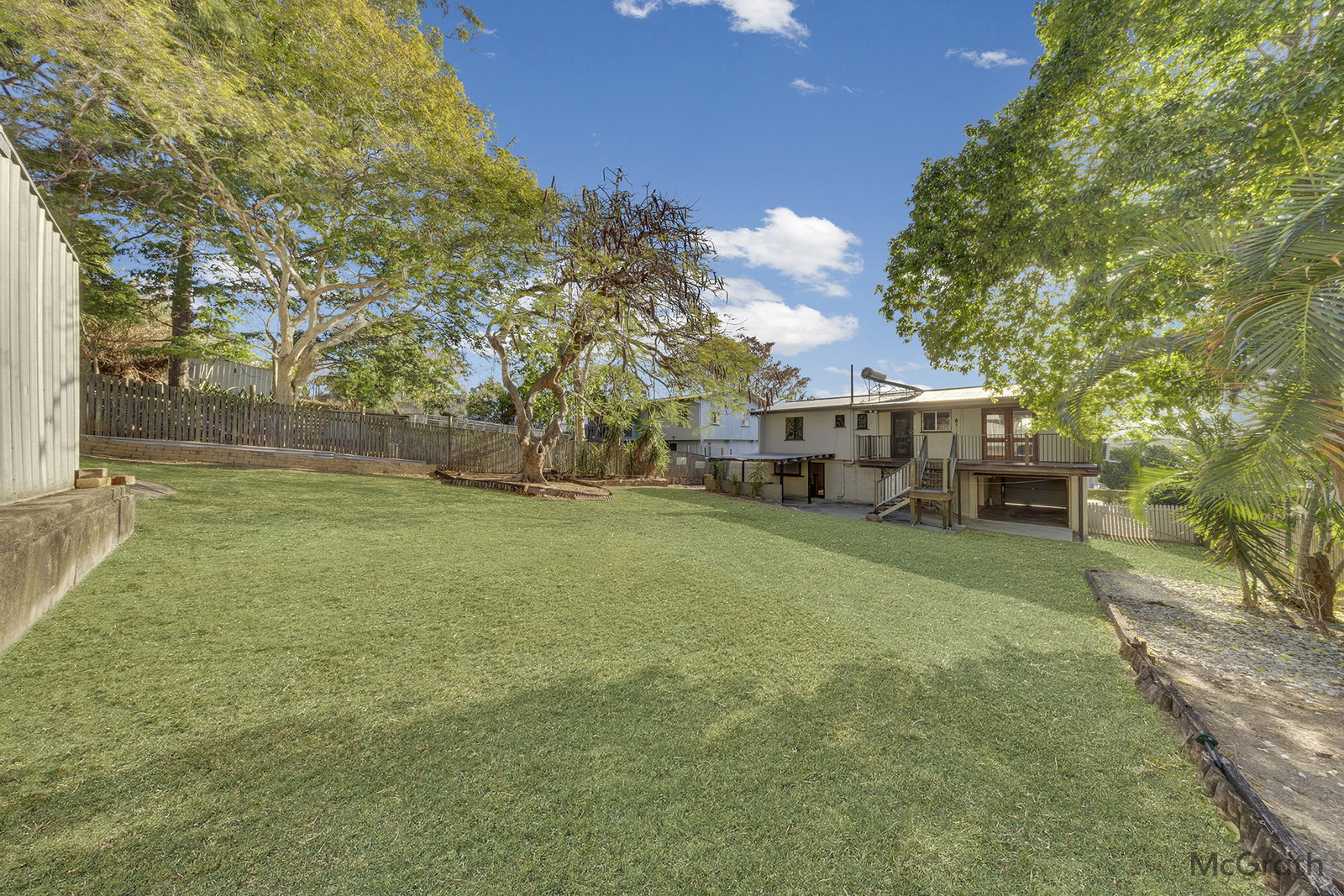 8 Geraldine Street, West Gladstone  QLD  4680