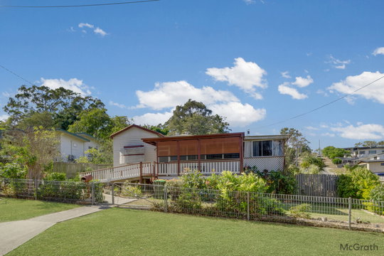 42 Boles Street, West Gladstone  QLD  4680