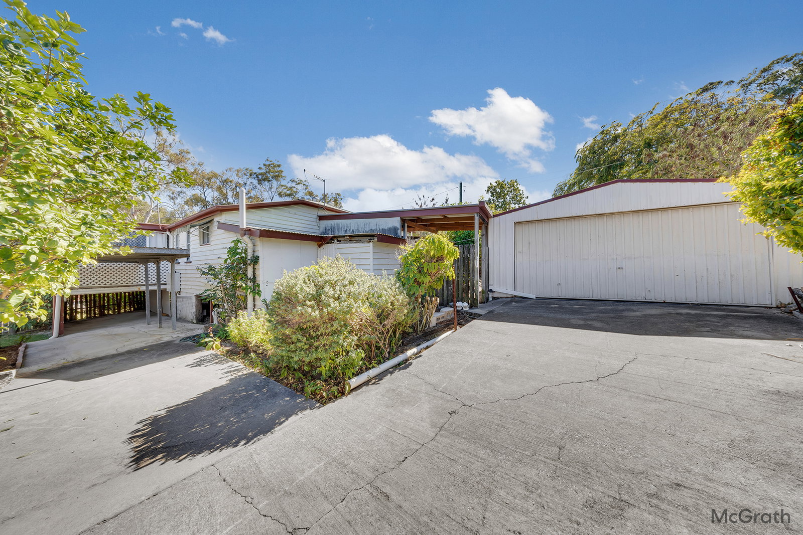 42 Boles Street, West Gladstone  QLD  4680