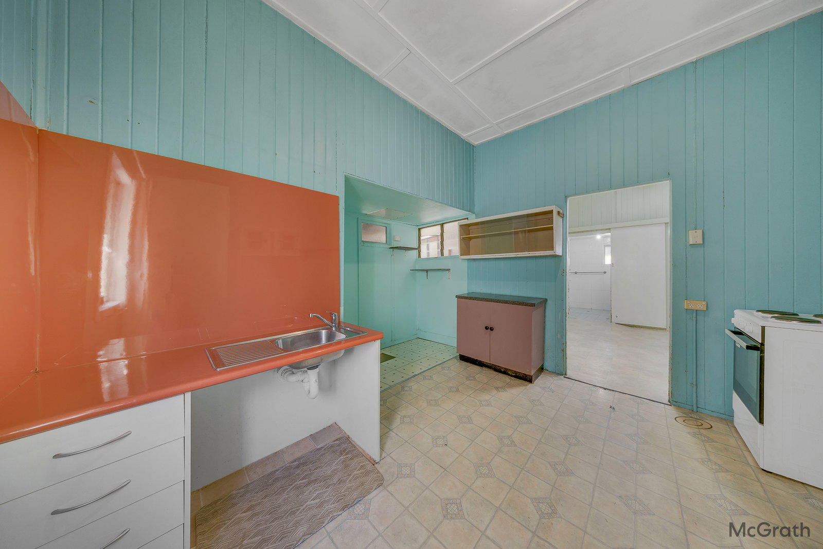 42 Boles Street, West Gladstone  QLD  4680