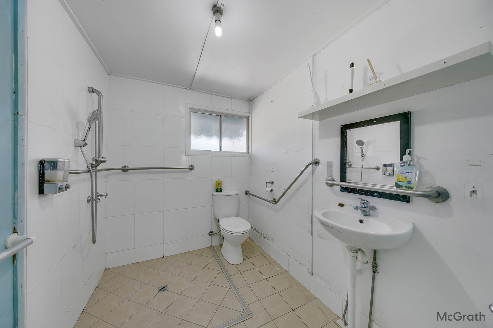 42 Boles Street, West Gladstone  QLD  4680