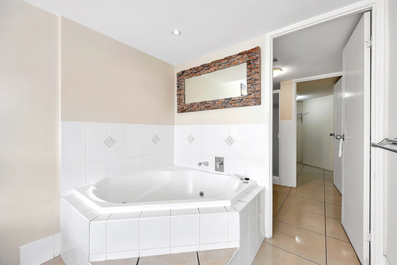 9/2-4 Baxter Street, Bargara  QLD  4670