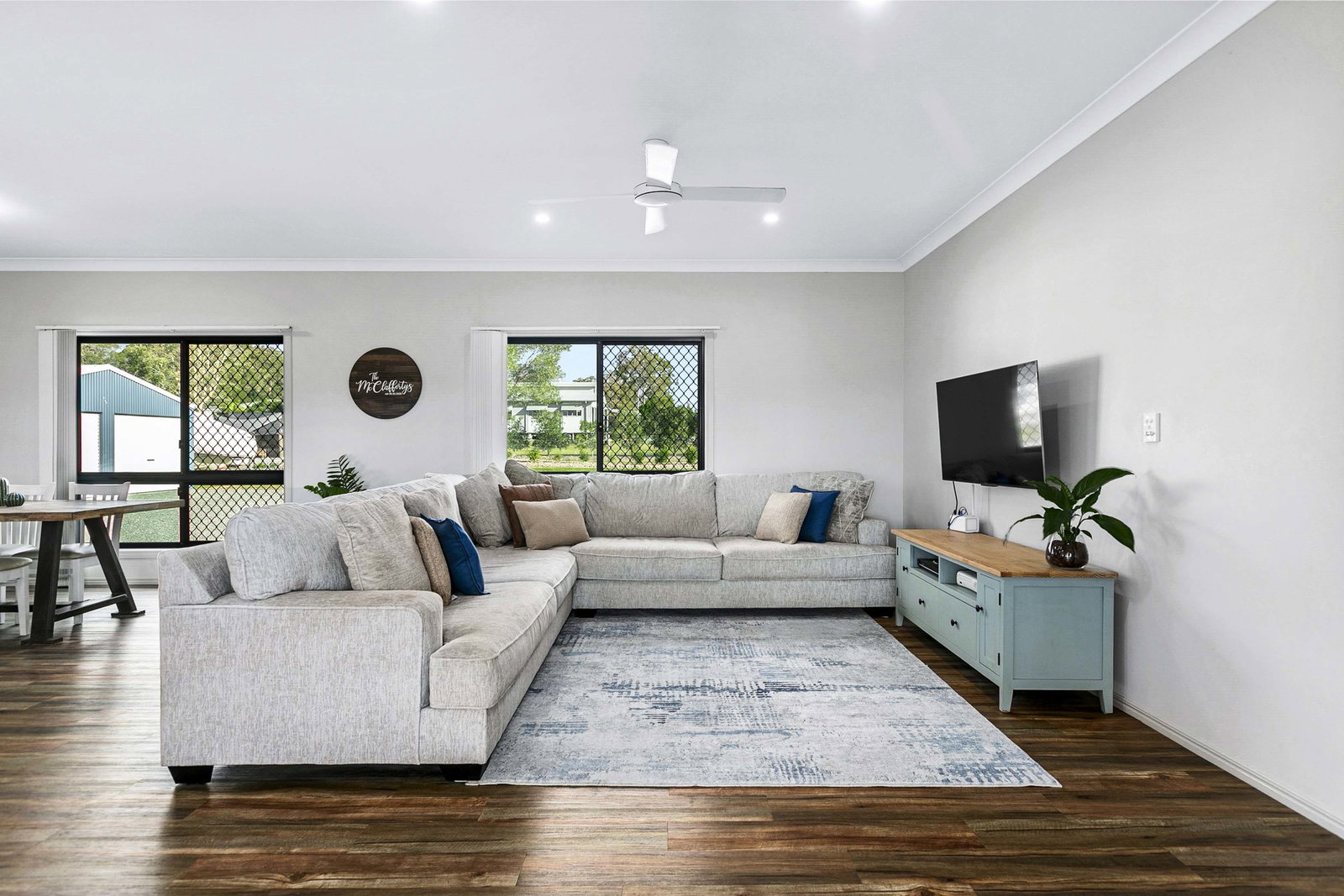 2 Niclintel Place, Oakhurst  QLD  4650