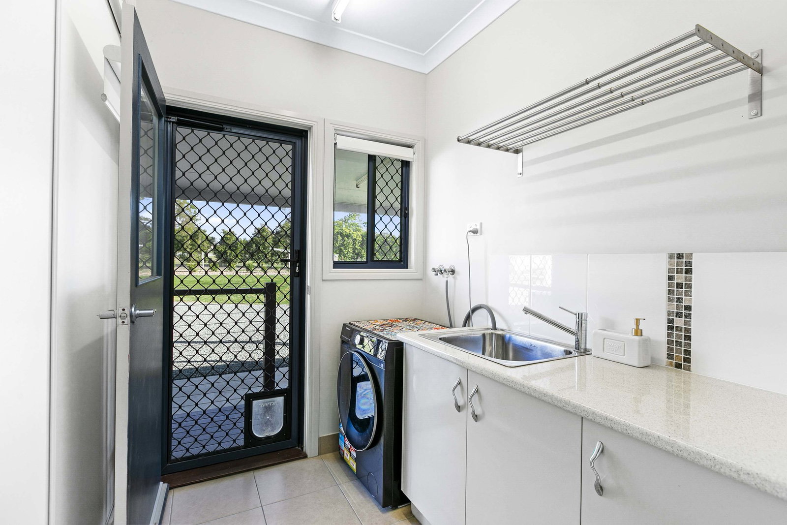 2 Niclintel Place, Oakhurst  QLD  4650