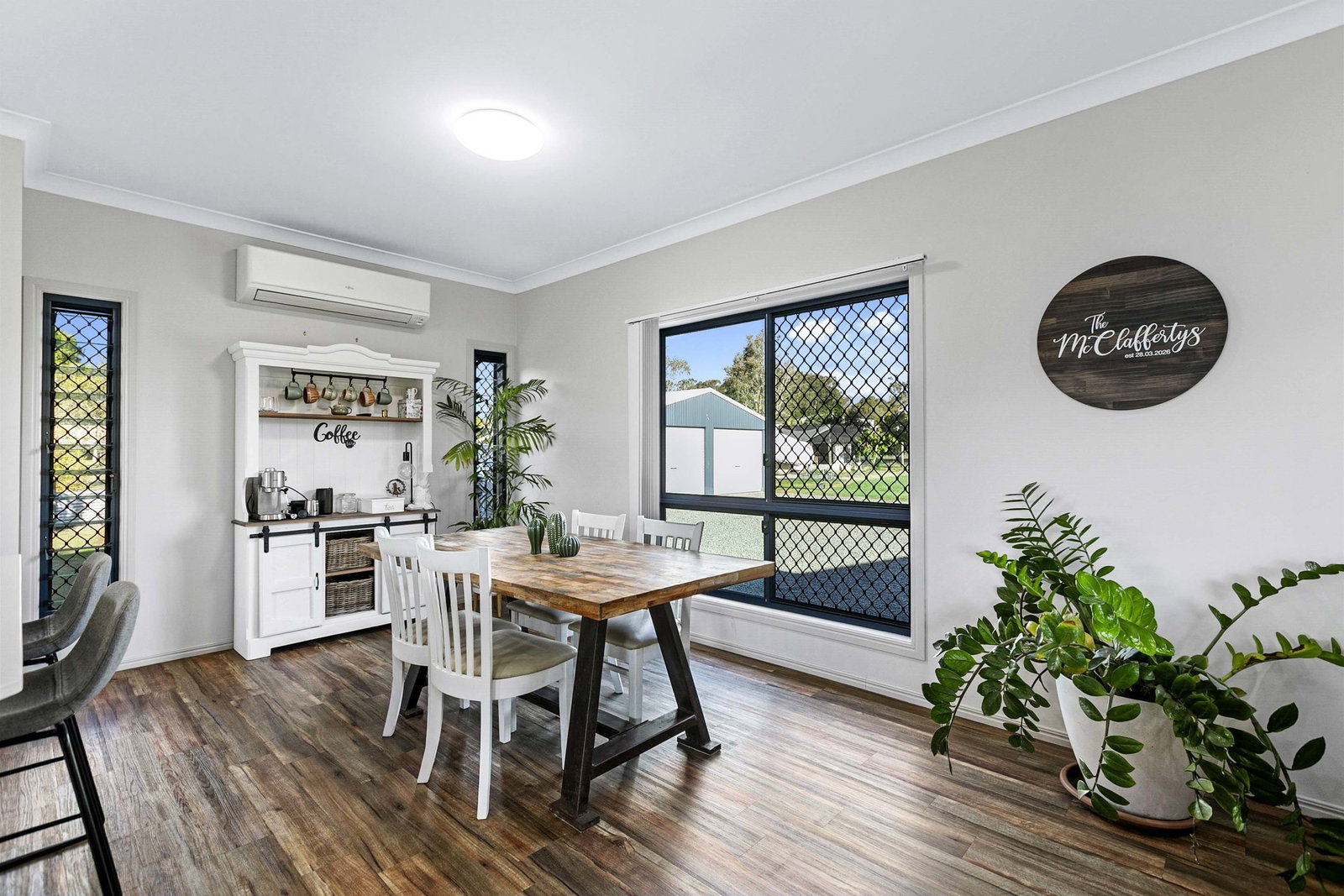 2 Niclintel Place, Oakhurst  QLD  4650
