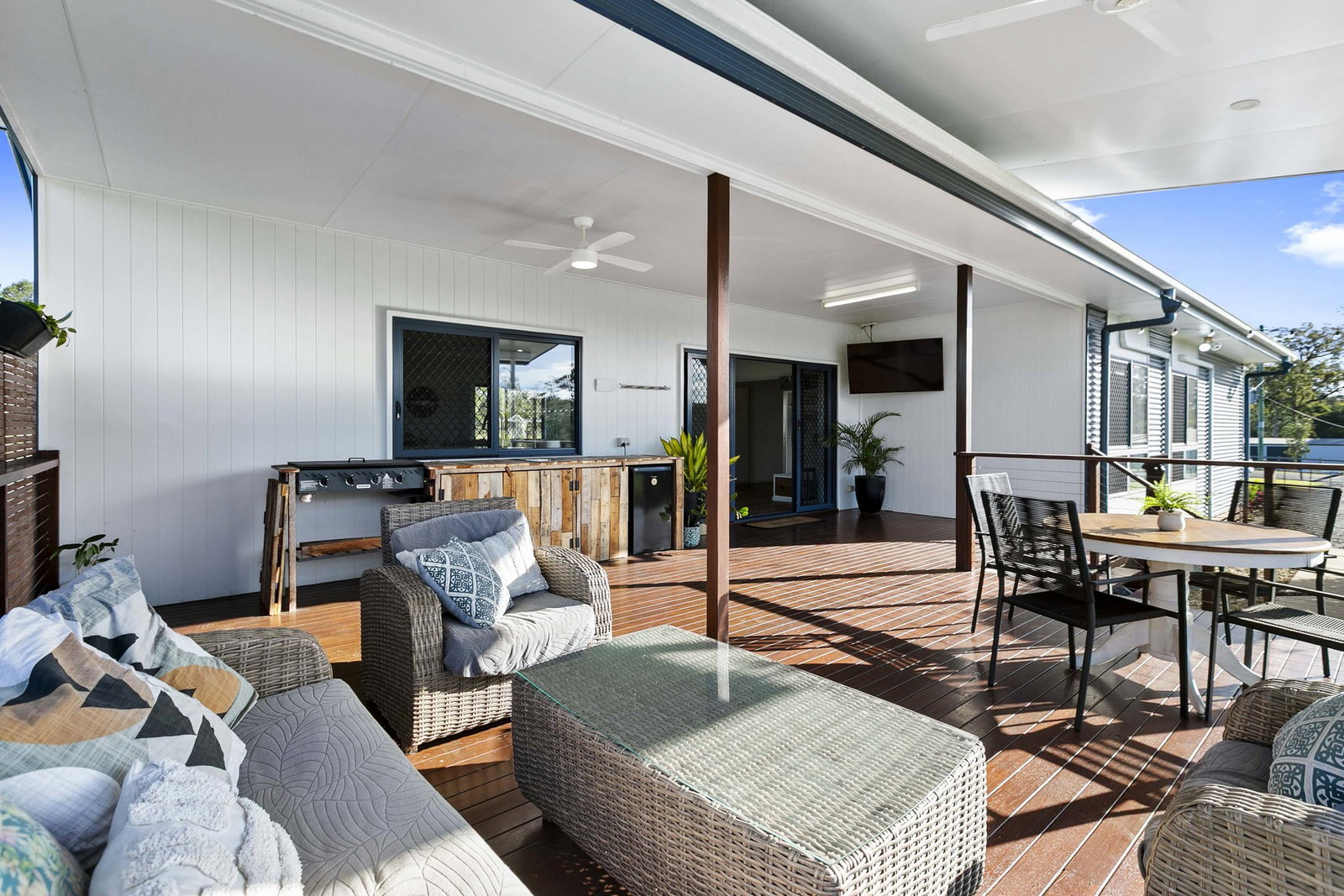 2 Niclintel Place, Oakhurst  QLD  4650