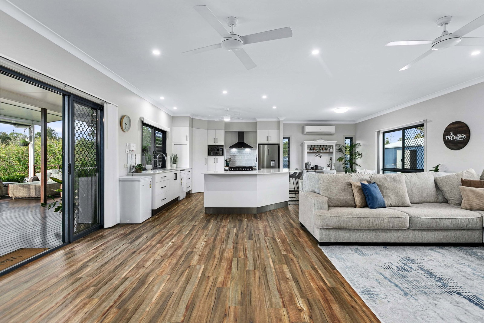 2 Niclintel Place, Oakhurst  QLD  4650