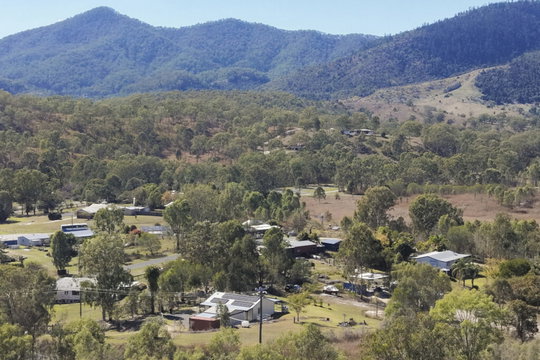 33 Annie Street, Mount Perry  QLD  4671