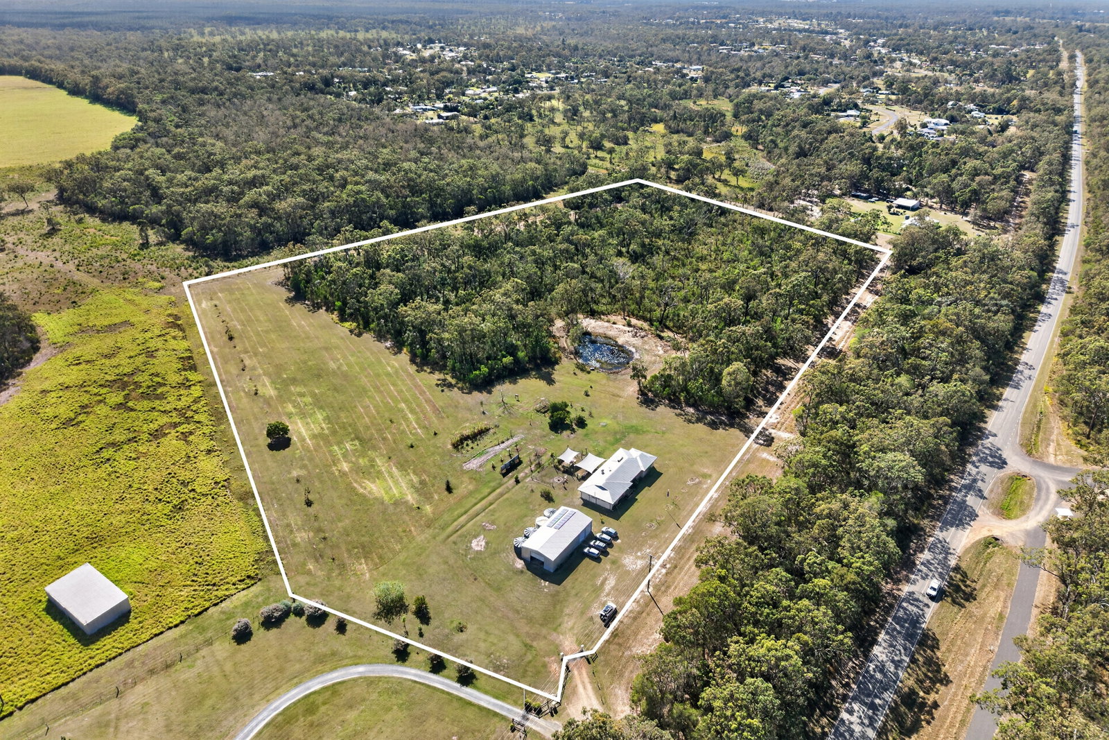 1064 Maryborough Biggenden Road, Oakhurst  QLD  4650
