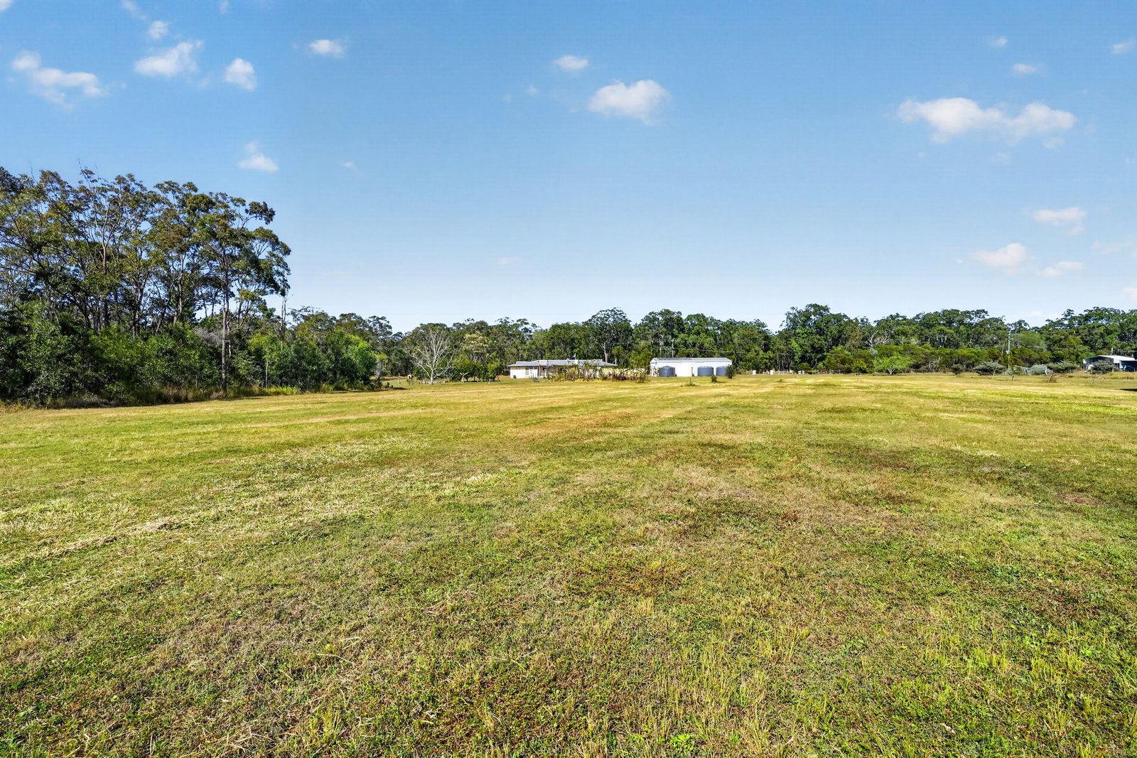 1064 Maryborough Biggenden Road, Oakhurst  QLD  4650