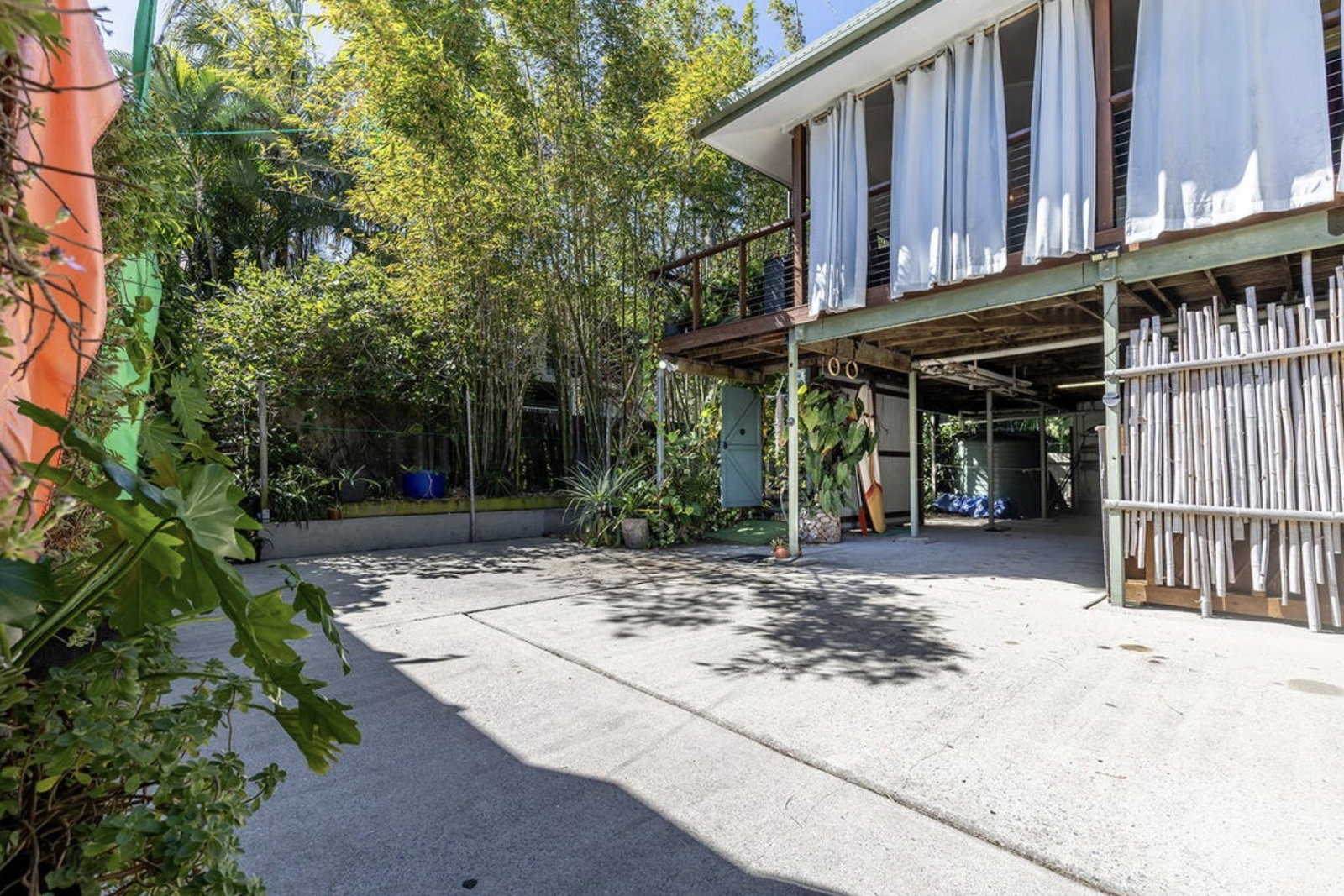 3 Grahame Colyer Dr, Agnes Water  QLD  4677
