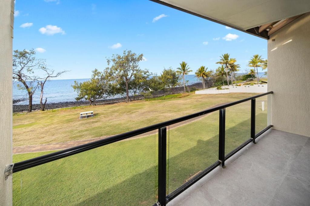 35/1 Pebble Beach, Coral Cove  QLD  4670