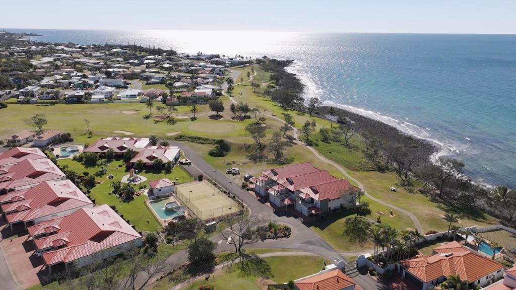 35/1 Pebble Beach, Coral Cove  QLD  4670
