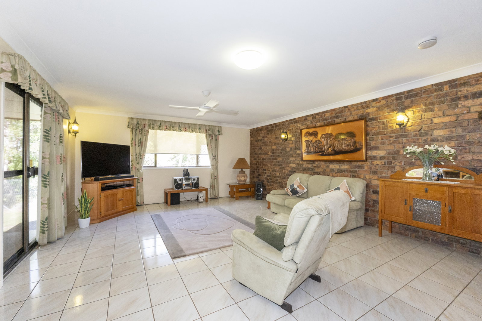 10 Nielsen Street, Norville  QLD  4670