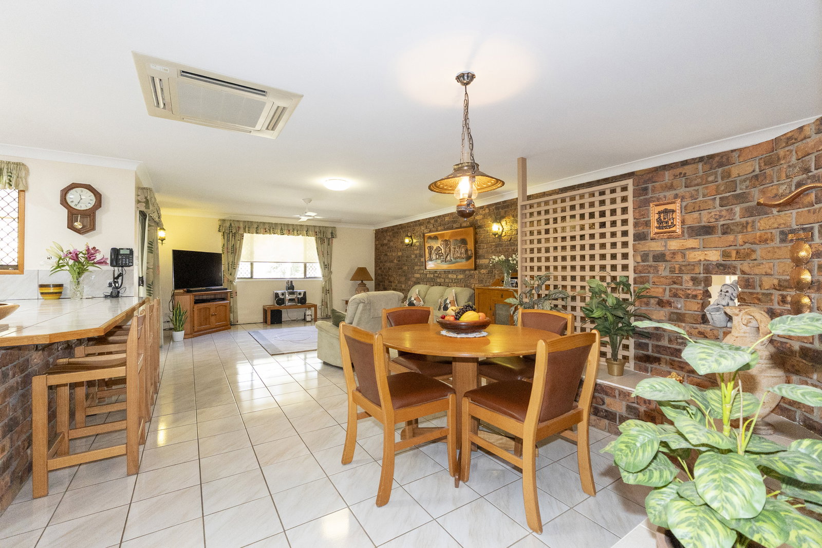 10 Nielsen Street, Norville  QLD  4670