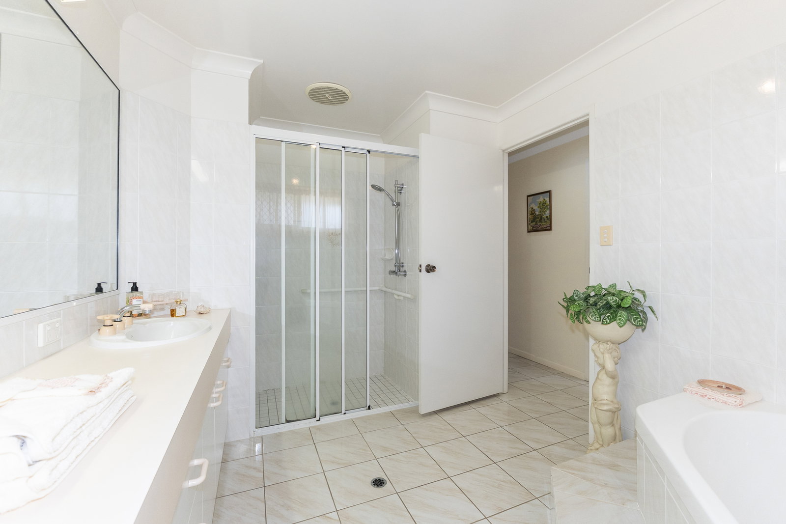 10 Nielsen Street, Norville  QLD  4670
