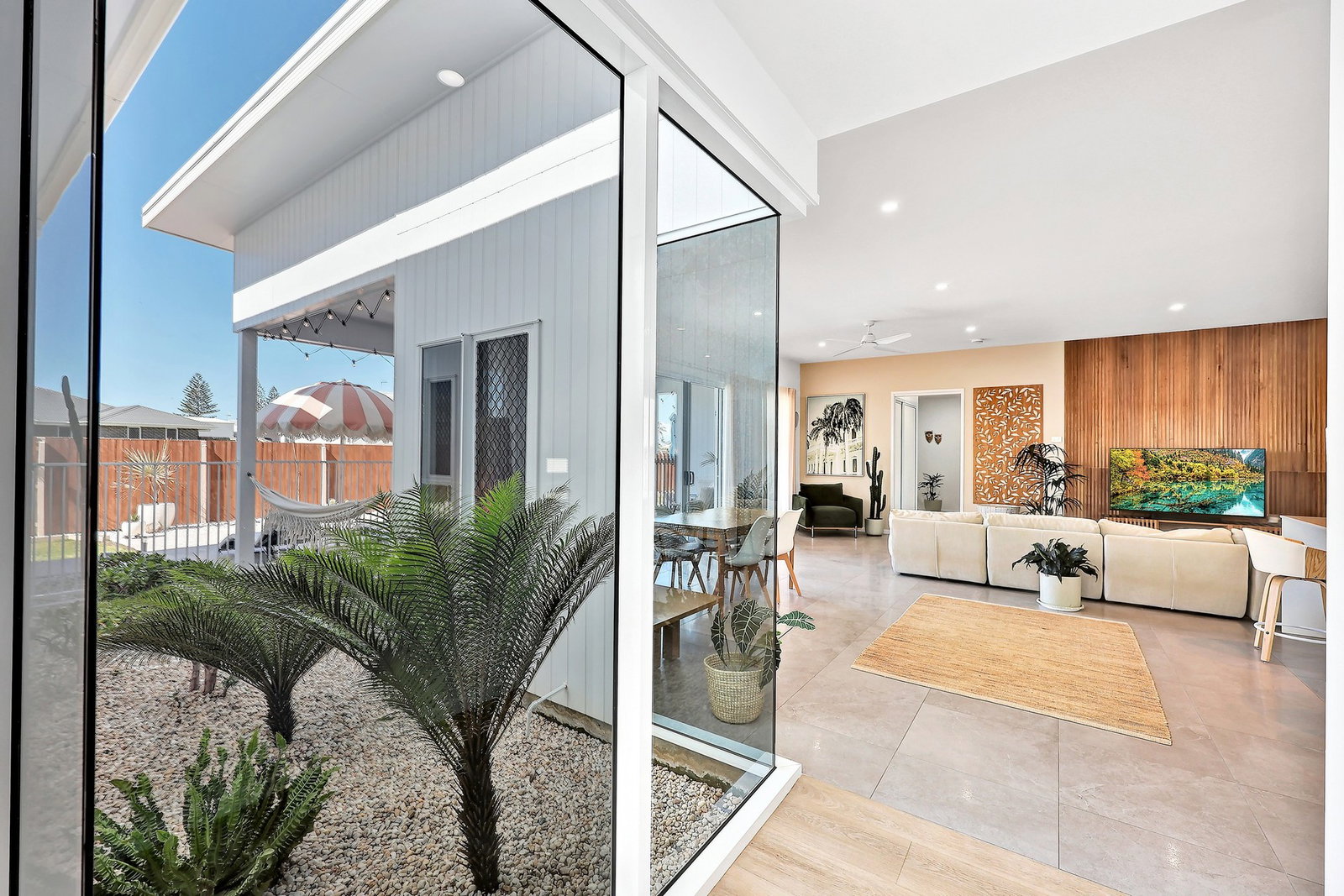 1 Hayman Place, Innes Park  QLD  4670