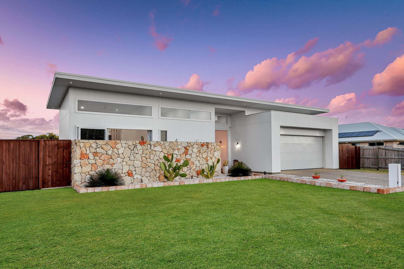 1 Hayman Place, Innes Park  QLD  4670