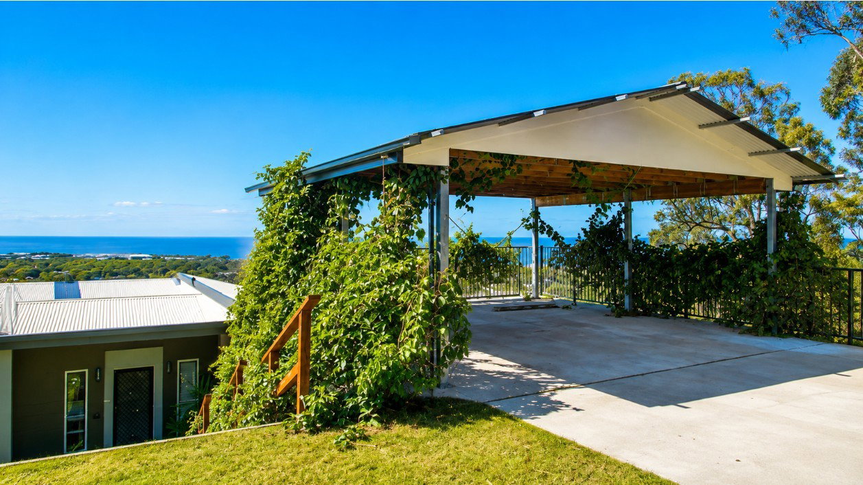 10 The Crescent, Agnes Water  QLD  4677