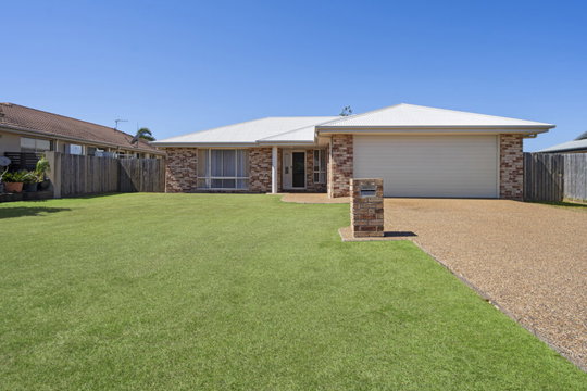 11 Landsborough Street, Bargara  QLD  4670