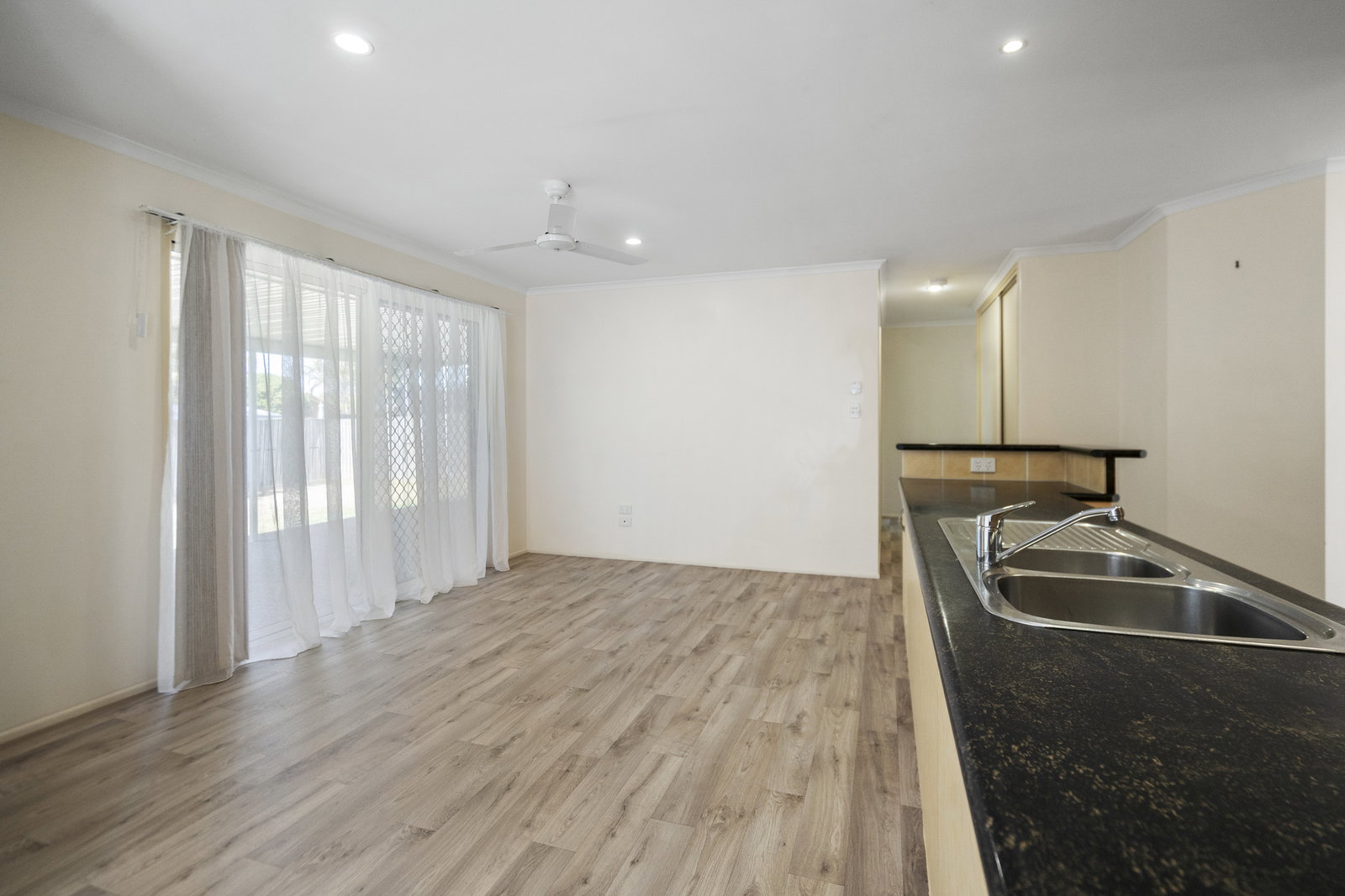 11 Landsborough Street, Bargara  QLD  4670