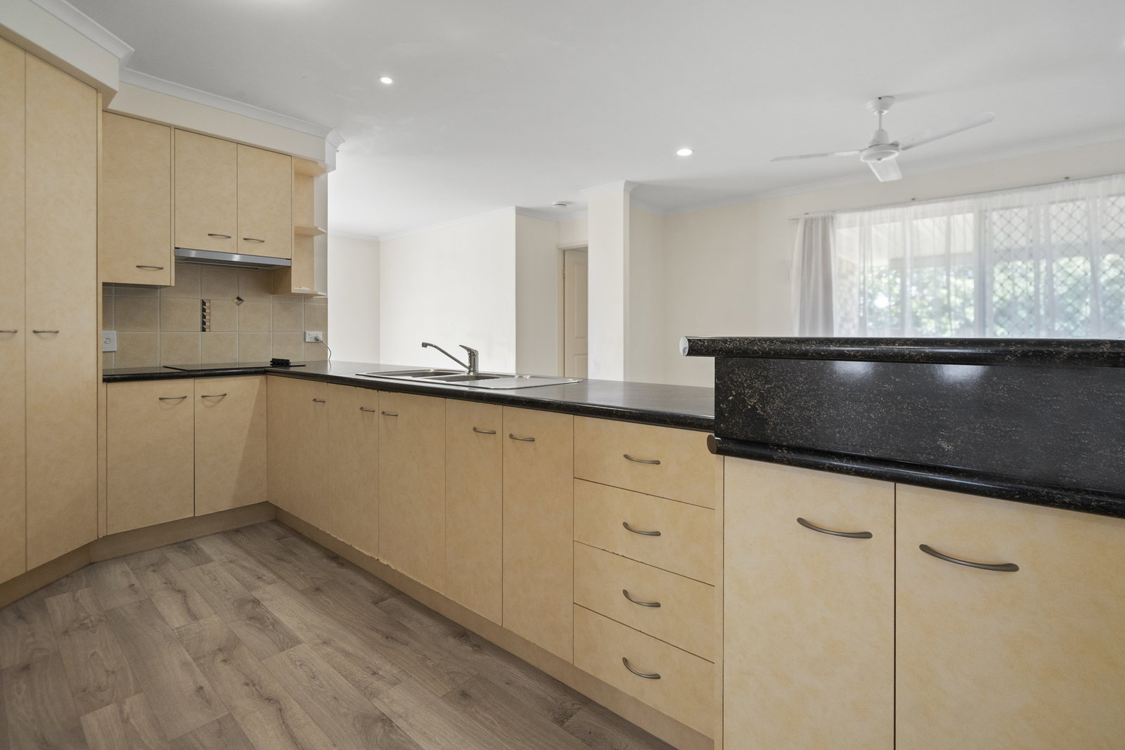 11 Landsborough Street, Bargara  QLD  4670