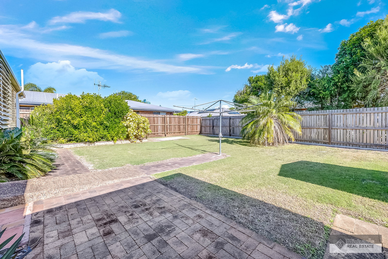 25 Grimwood Street, Bargara  QLD  4670
