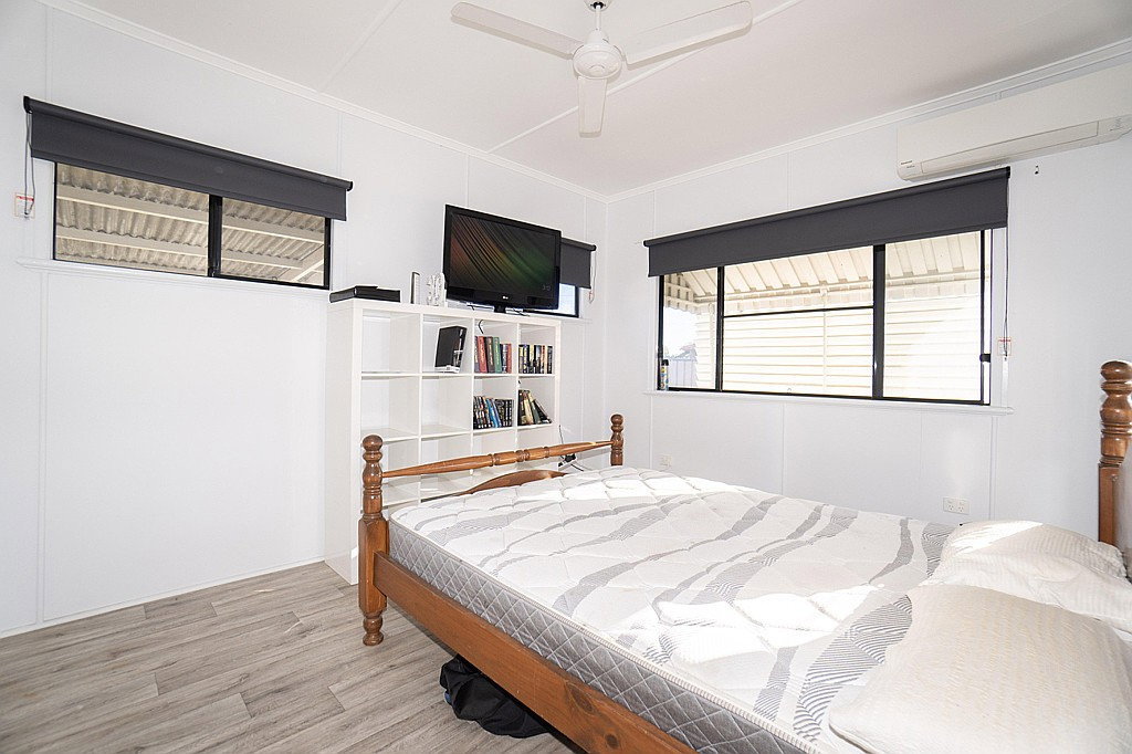5 Glasgow Street, Svensson Heights  QLD  4670