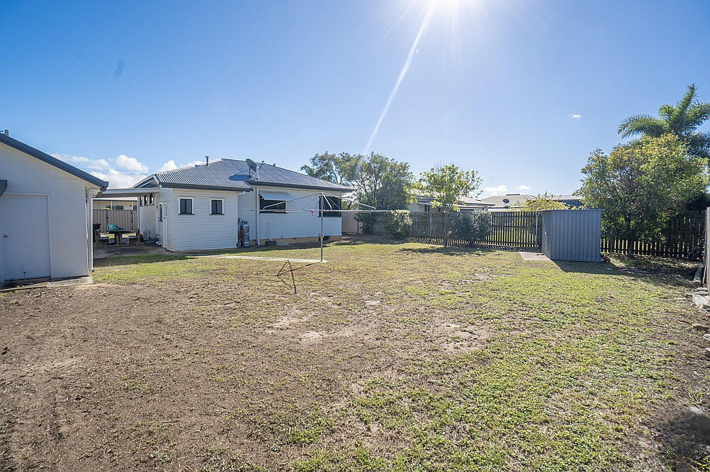 5 Glasgow Street, Svensson Heights  QLD  4670