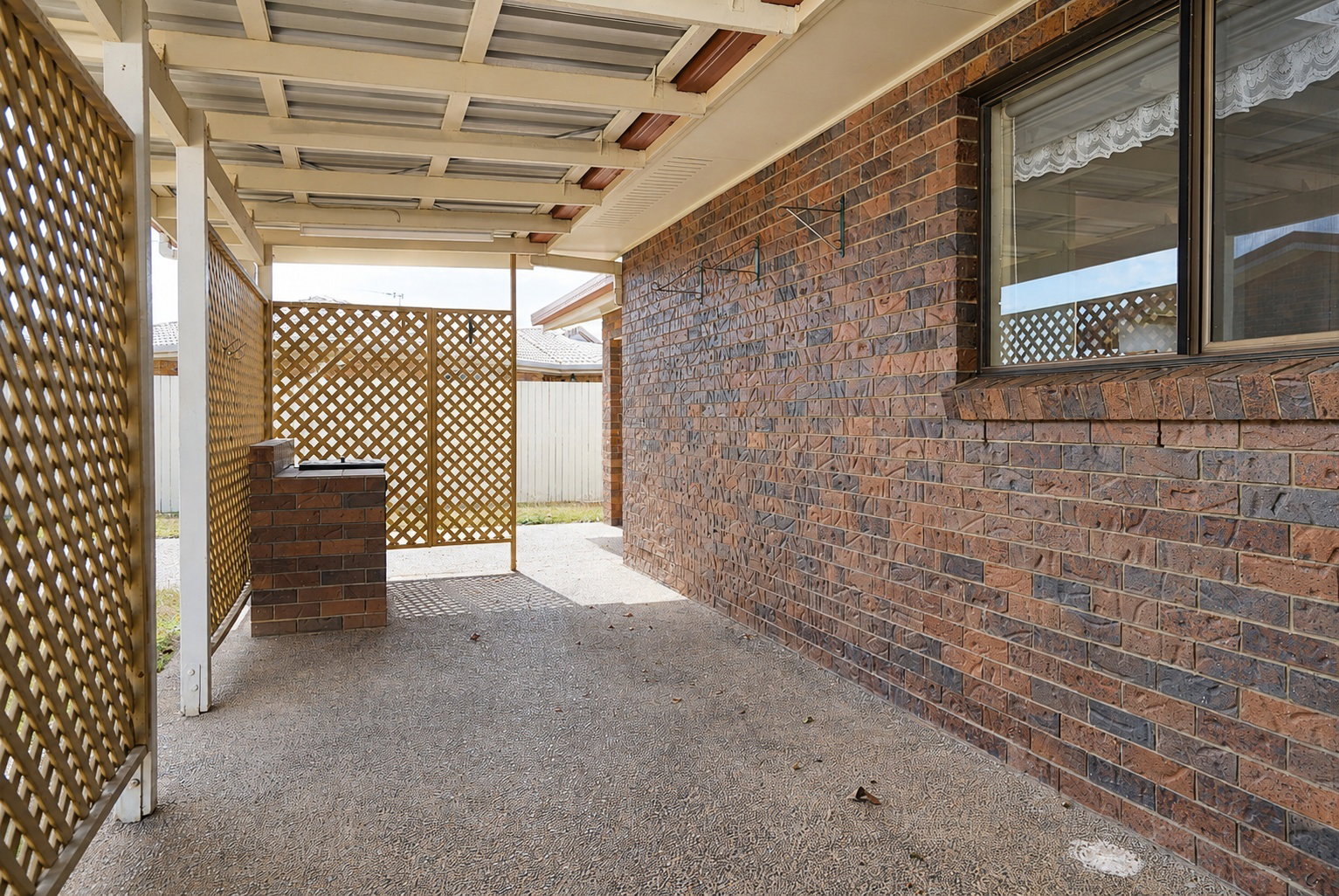 5 Kevins Place, Thabeban  QLD  4670