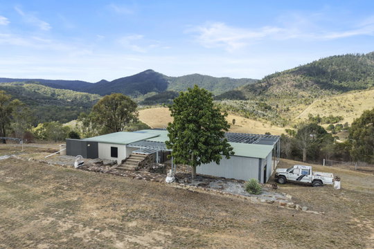 117 Scrub Road, Mount Perry  QLD  4671