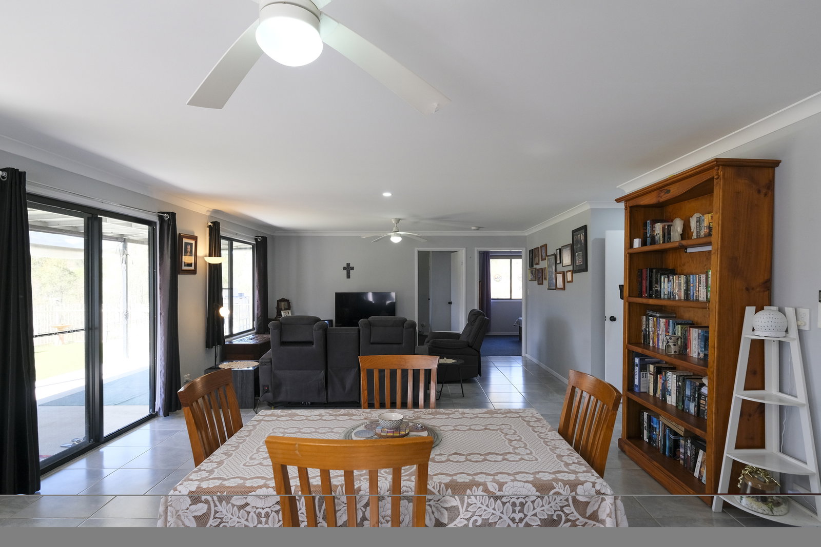 33 Annie Street, Mount Perry  QLD  4671