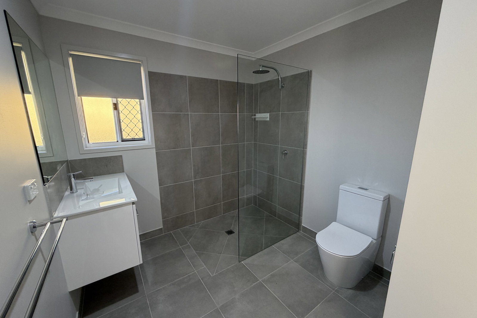 1/21 Fitzroy Avenue, Clinton  QLD  4680