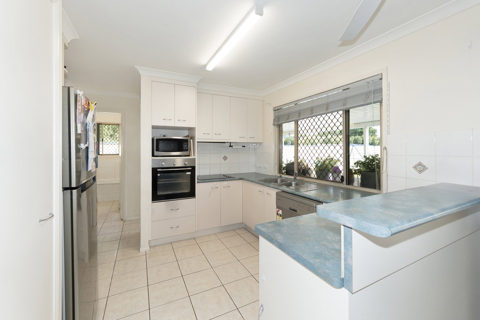 4 Heaps Street, Avenell Heights  QLD  4670