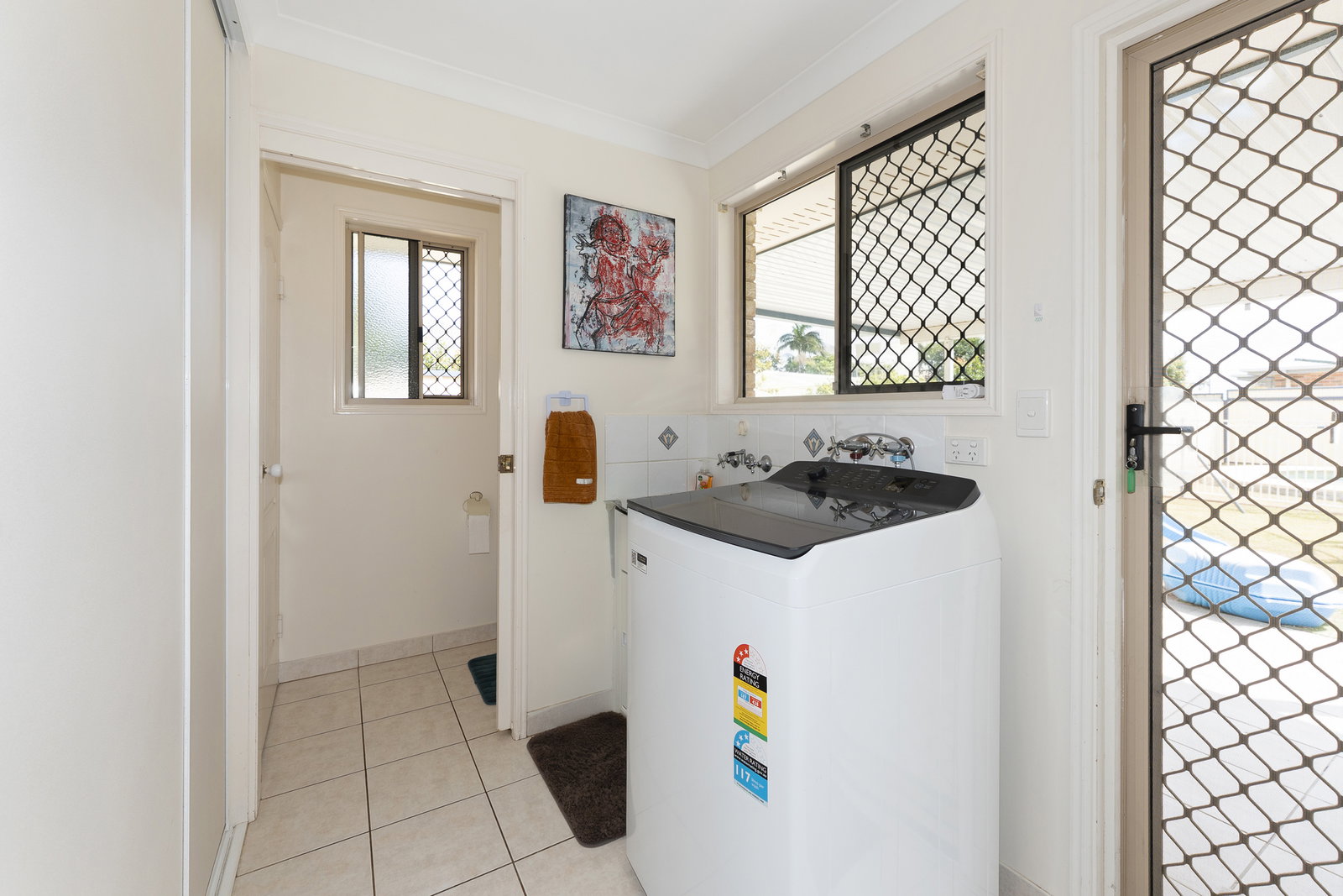 4 Heaps Street, Avenell Heights  QLD  4670