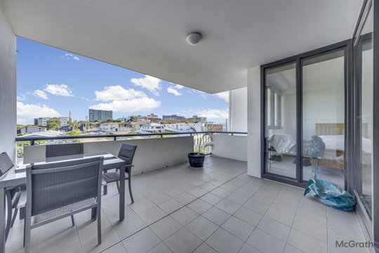 137/75 Central Lane, Gladstone Central  QLD  4680