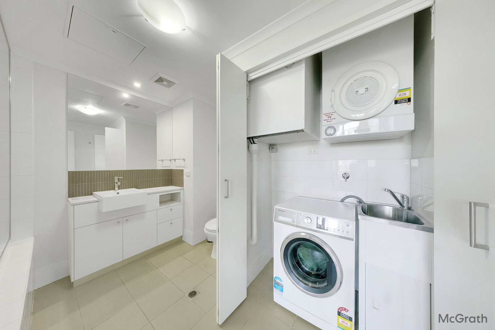 137/75 Central Lane, Gladstone Central  QLD  4680