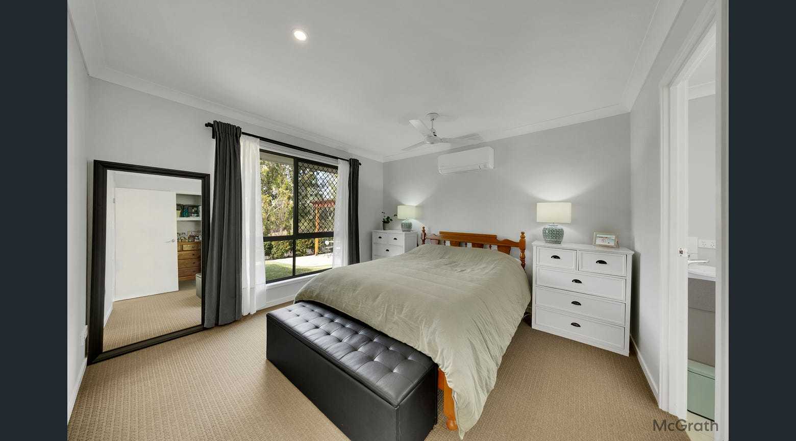 5 Grasstree Crescent, Kirkwood  QLD  4680
