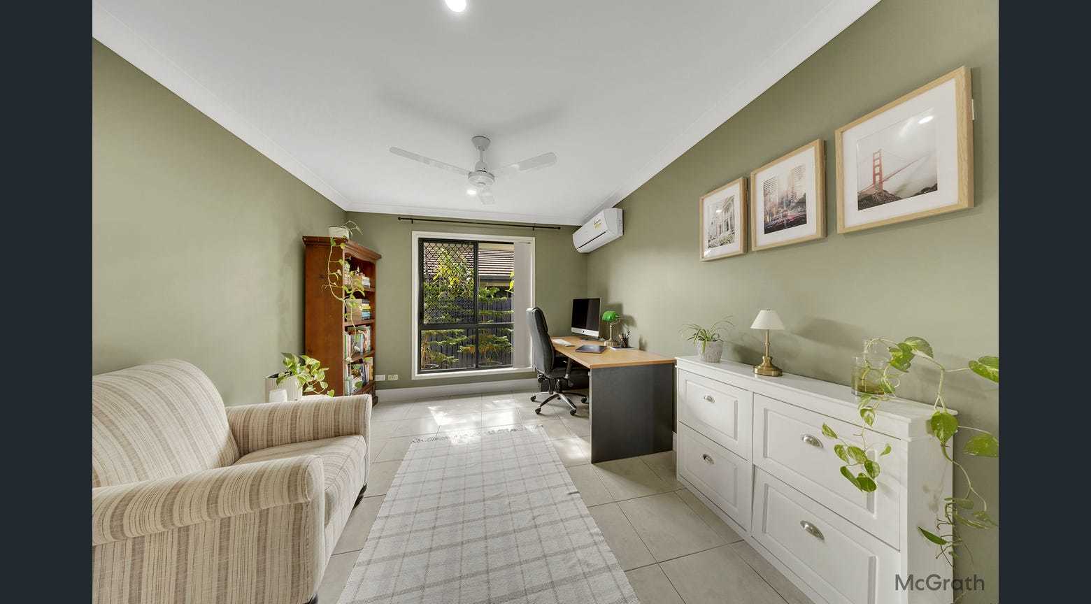 5 Grasstree Crescent, Kirkwood  QLD  4680