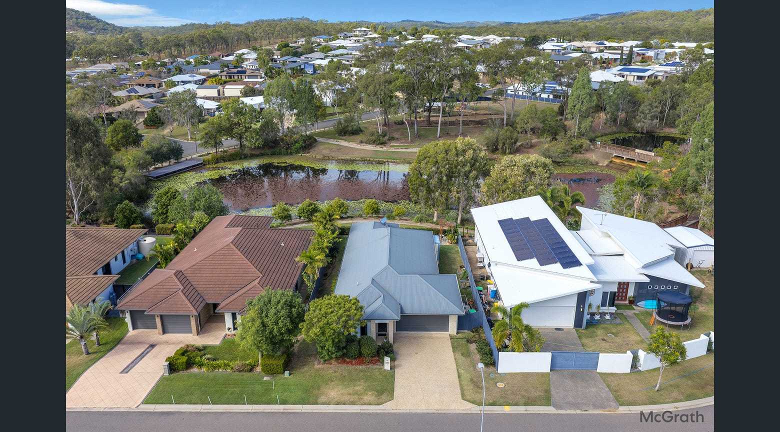 5 Grasstree Crescent, Kirkwood  QLD  4680