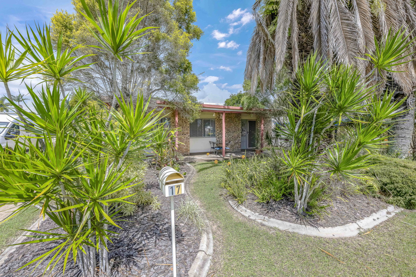 17 Thomas Thomsen Drive, Thabeban  QLD  4670
