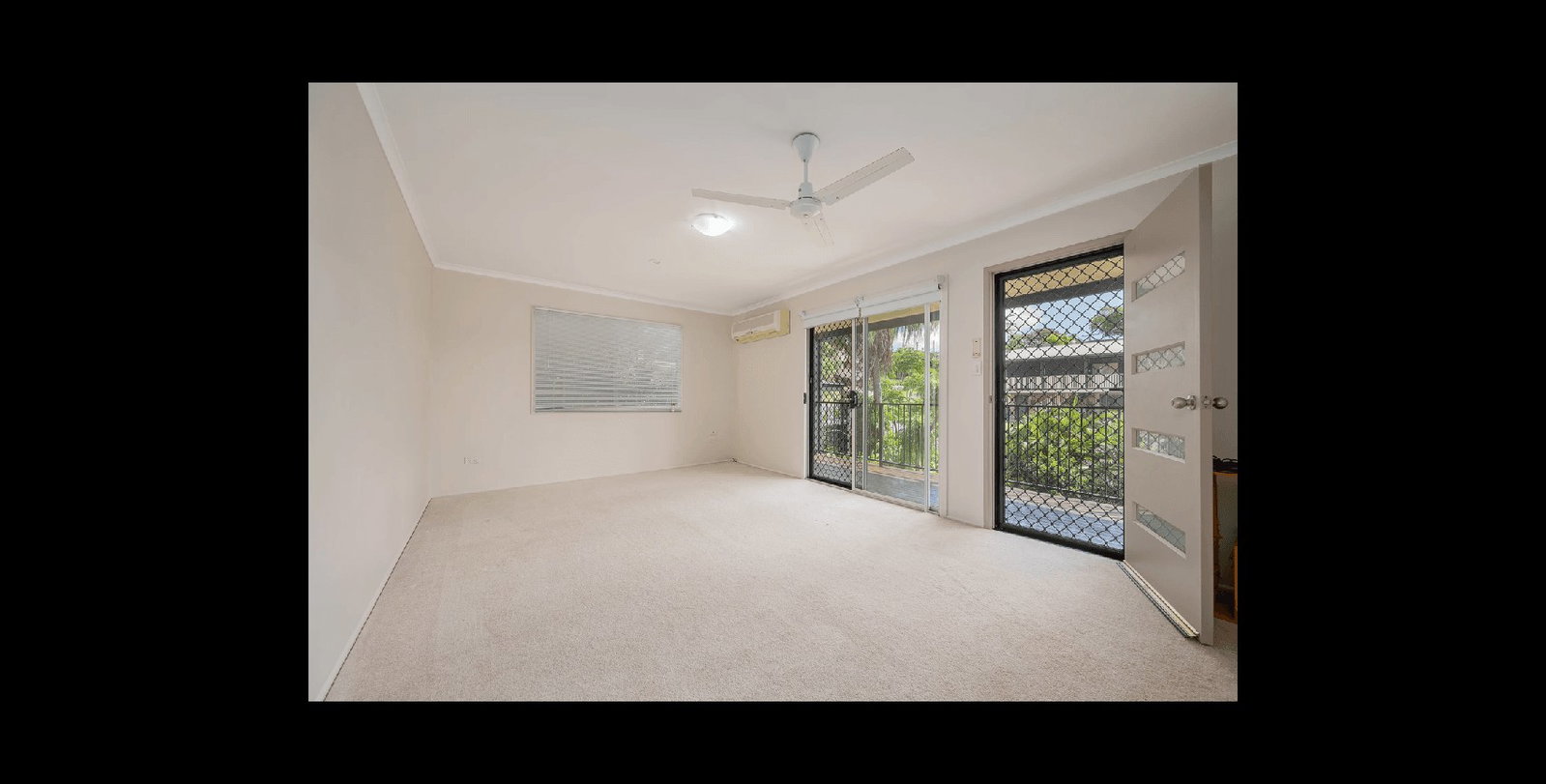 98 Shaw Street, New Auckland  QLD  4680