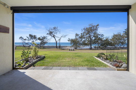 35/1 Pebble Beach, Coral Cove  QLD  4670