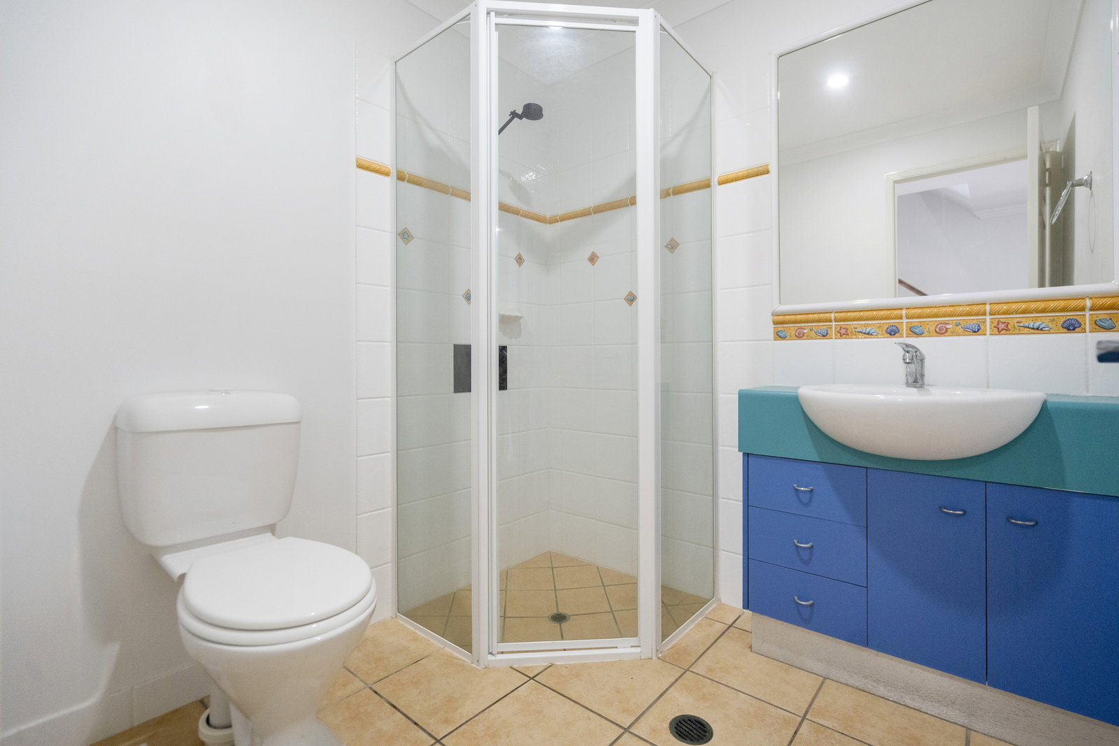 35/1 Pebble Beach, Coral Cove  QLD  4670
