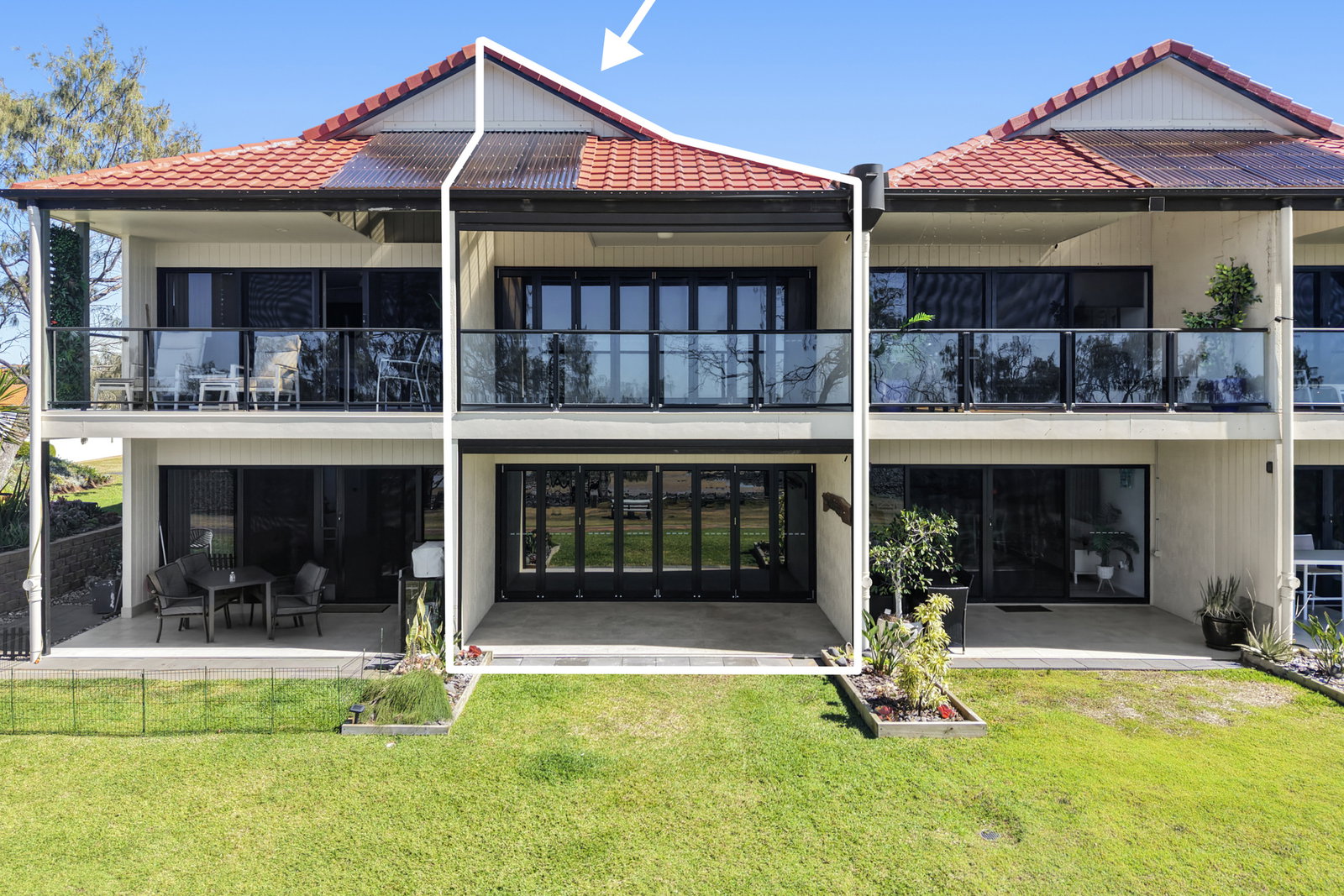 35/1 Pebble Beach, Coral Cove  QLD  4670
