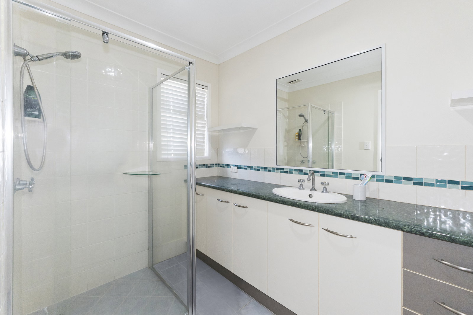 2/13 Cox Crescent, Millbank  QLD  4670