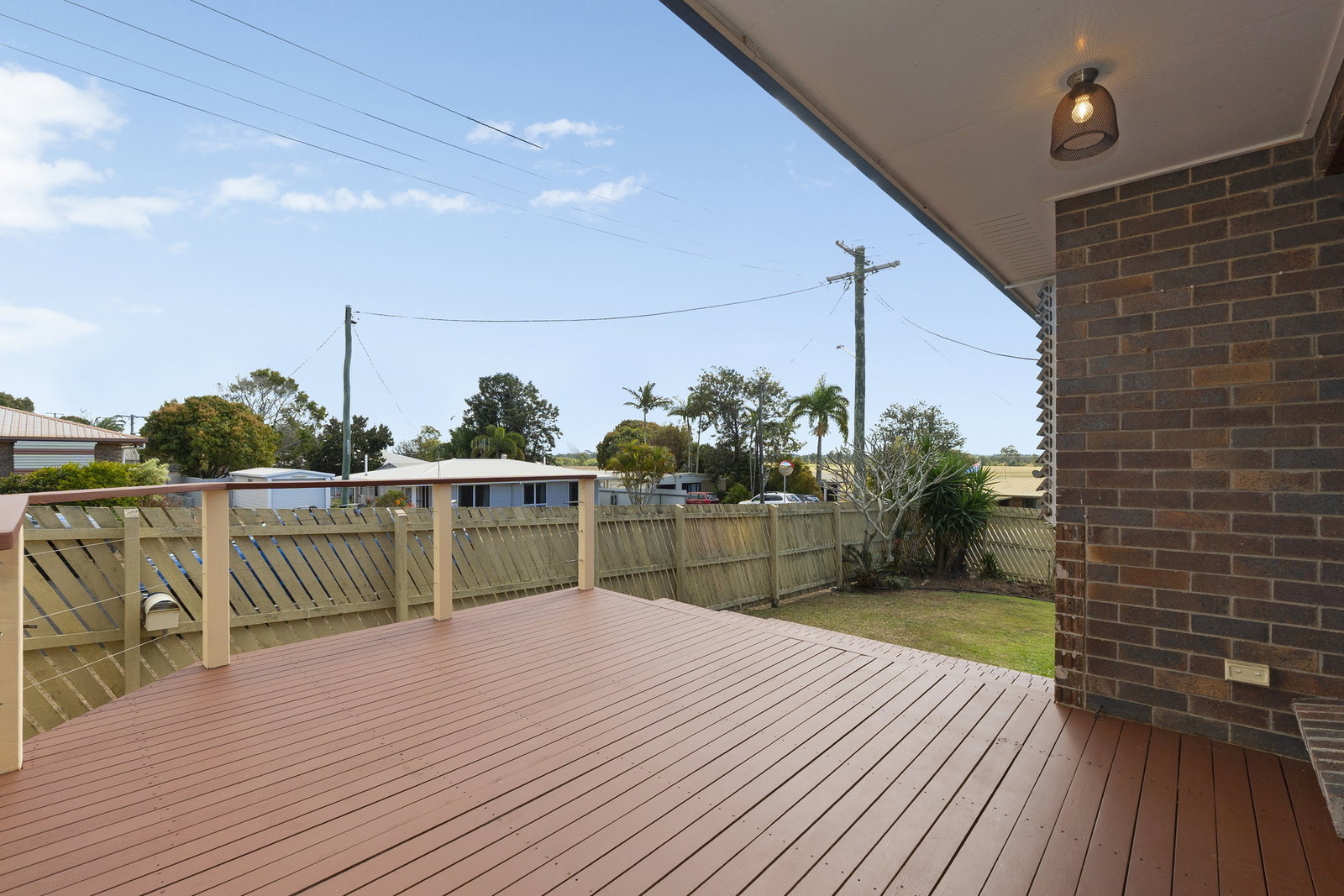 2/13 Cox Crescent, Millbank  QLD  4670
