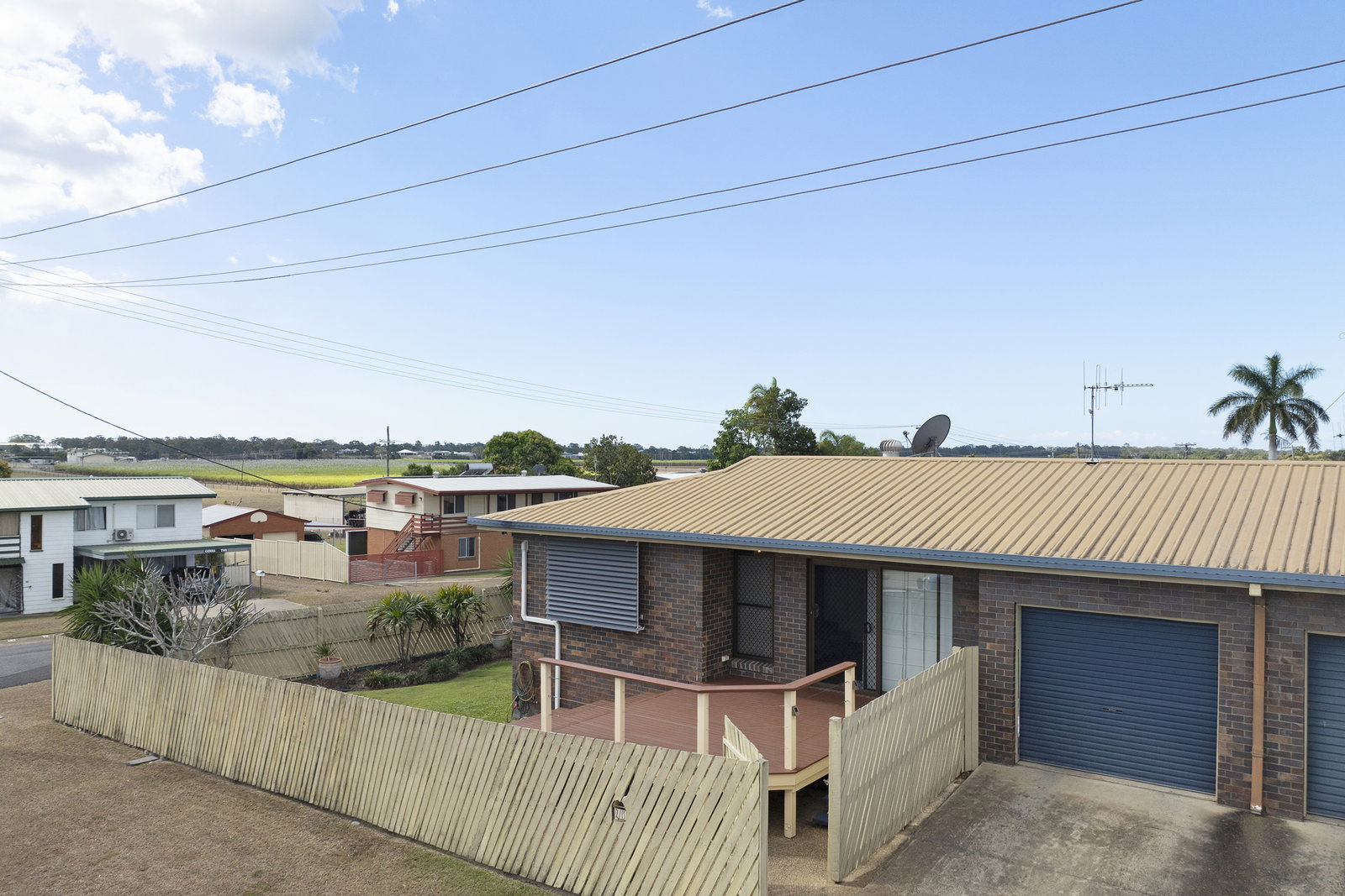 2/13 Cox Crescent, Millbank  QLD  4670