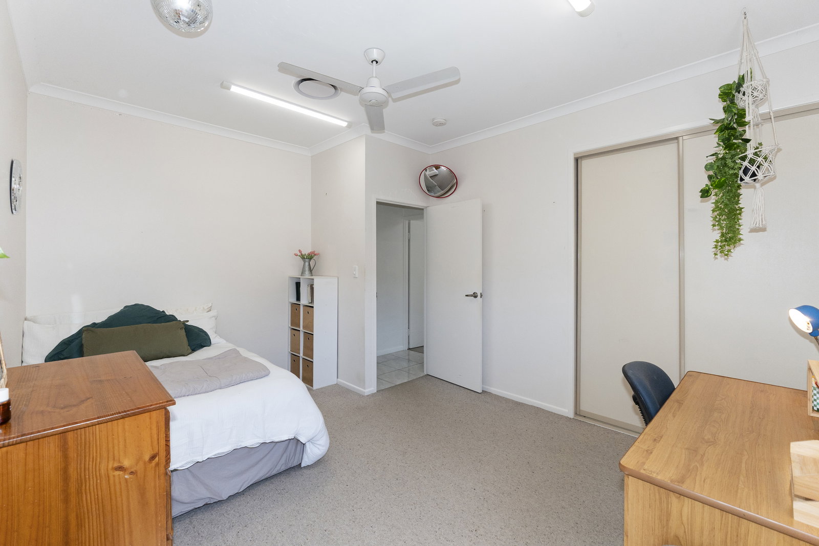 3 Golden Penda Court, Kalkie  QLD  4670